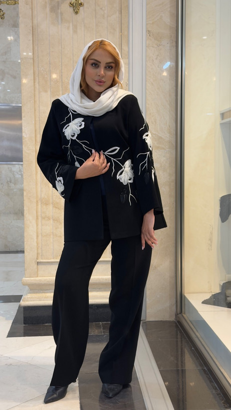 کت مجلسی زنانه کرپ گل برجسته سفید مشکی